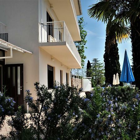 Apartmani Kadmen Ika Dış mekan fotoğraf