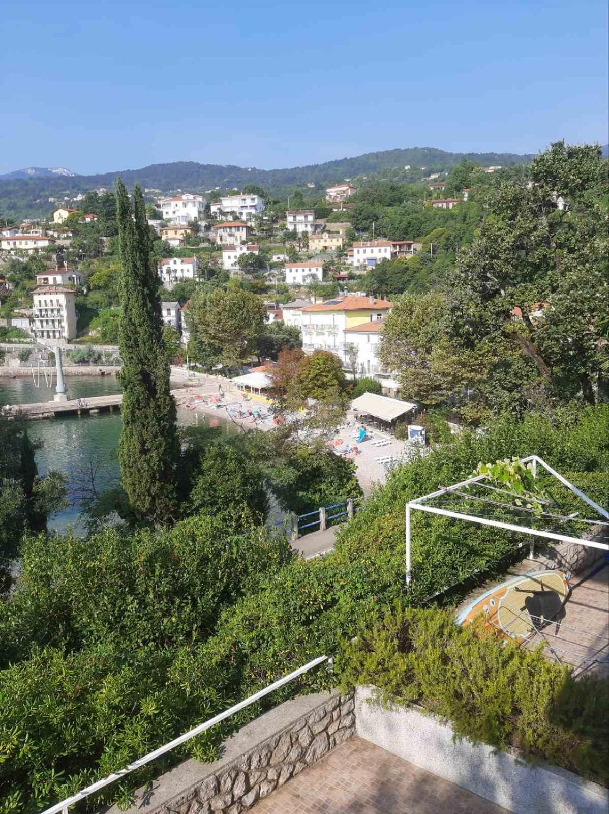 Apartmani Kadmen Ika Dış mekan fotoğraf
