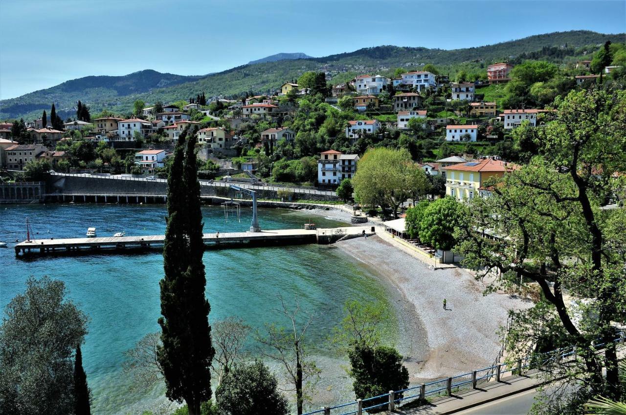 Apartmani Kadmen Ika Dış mekan fotoğraf